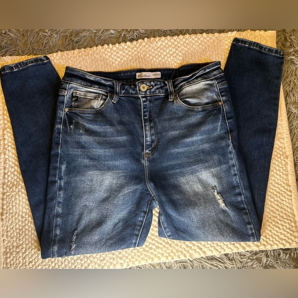 KanCan Estilio Skinny Jeans with Distressed Look